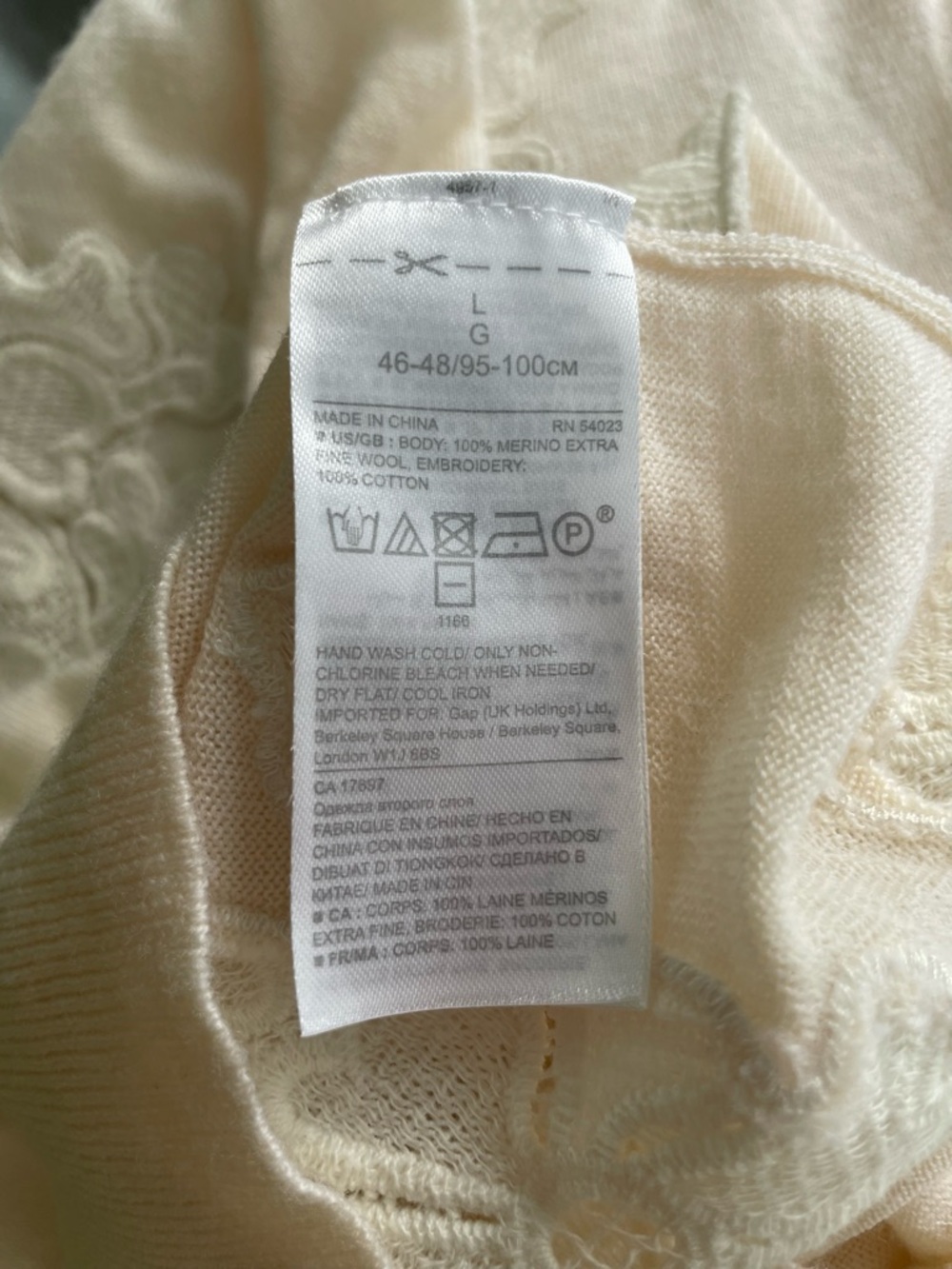 Banana Republic 100% Merino Wool Lace Appliqué Sweater Tank Top Ivory Large - Picture 8 of 8
